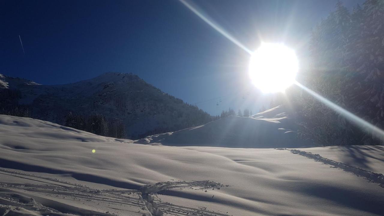 Les Frahans Samoens Bagian luar foto